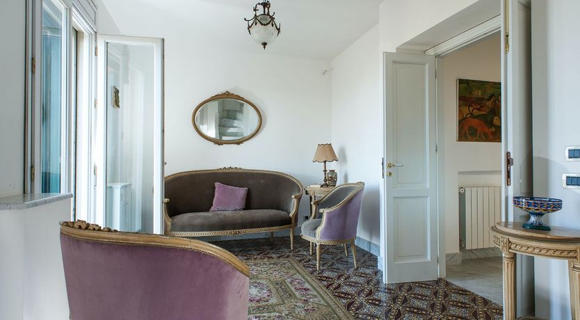 Photo of Aristocratic Elegance