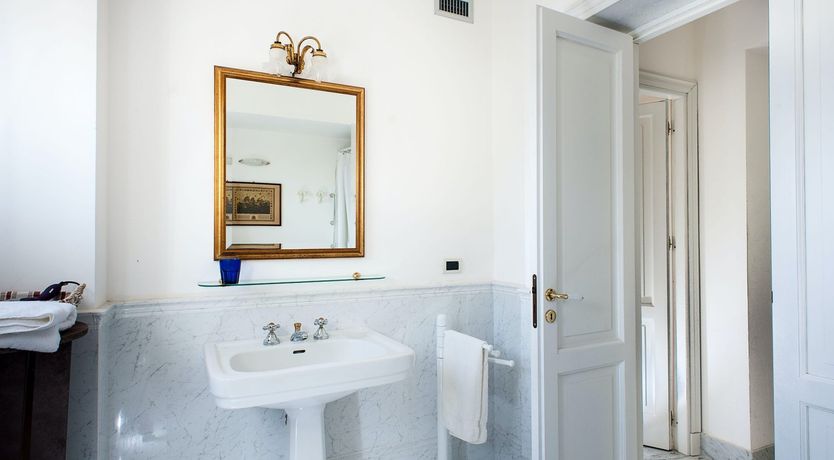 Photo of Aristocratic Elegance