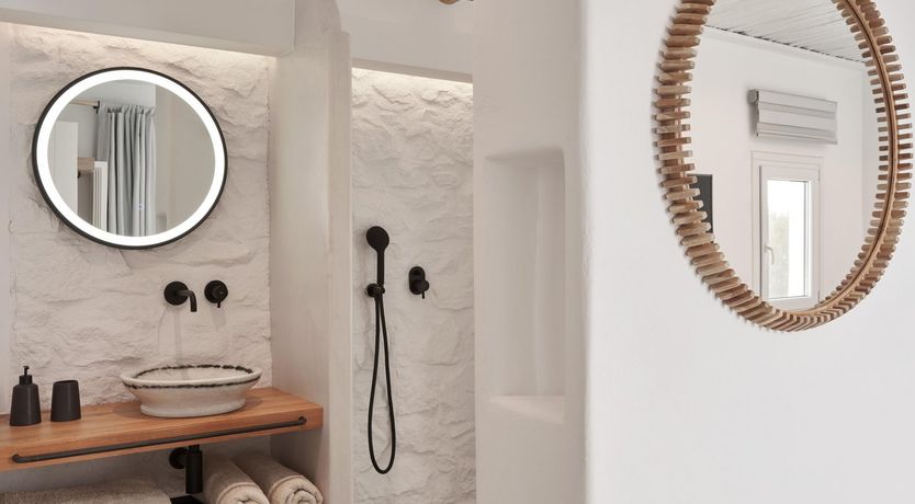 Photo of Cycladic Heart