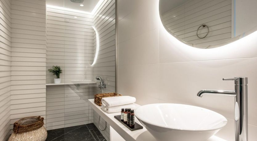 Photo of Turquoise Shores