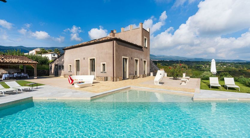 Photo of Visage View