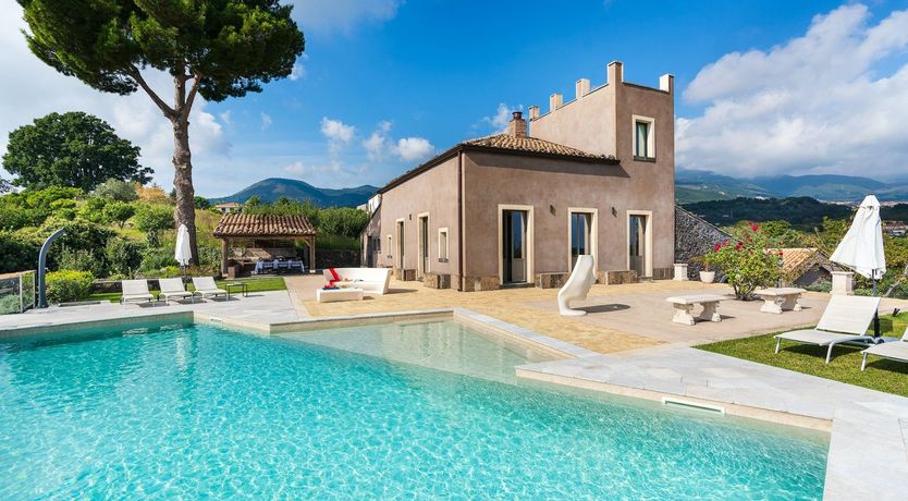 Photo of Visage View