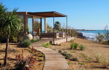 Barefoot Beach Villa