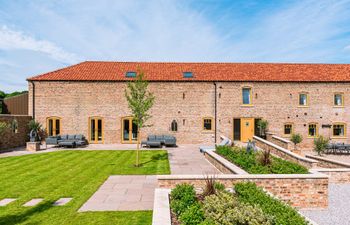 Rolling Wolds Barn Holiday Cottage