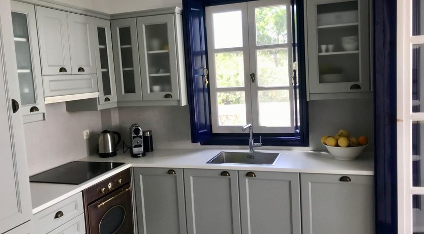 Photo of Tonic Saronic