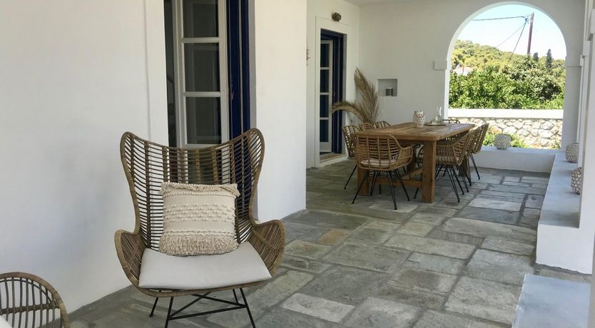 Photo of Tonic Saronic