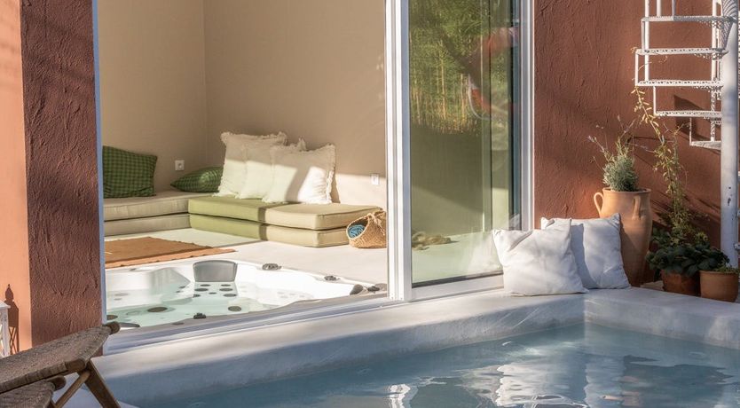 Photo of Zen in The City