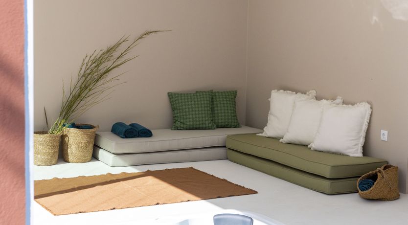 Photo of Zen in The City