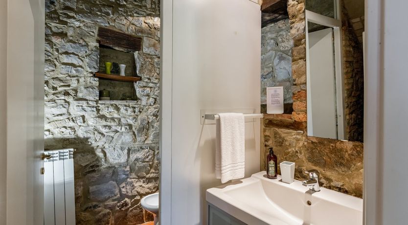 Photo of Rustic Honey