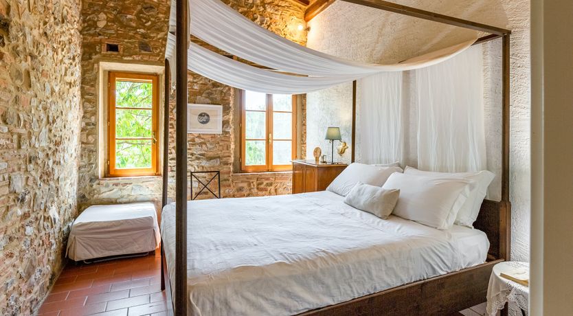 Photo of Rustic Honey