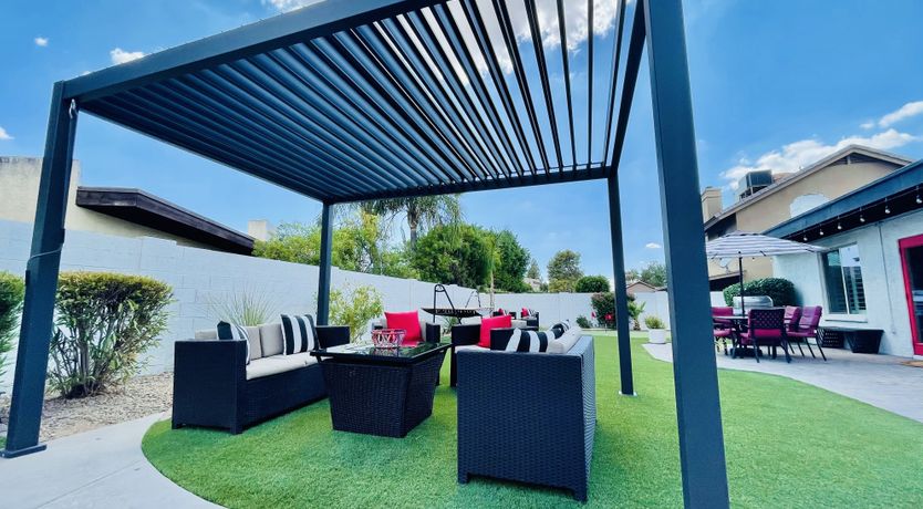 Photo of Crimson Art