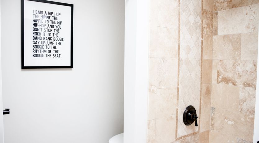 Photo of Crimson Art