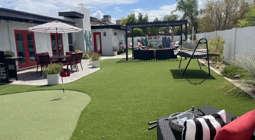 Photo of Crimson Art