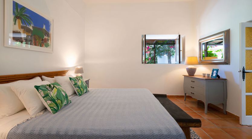 Photo of Eve's Paradise