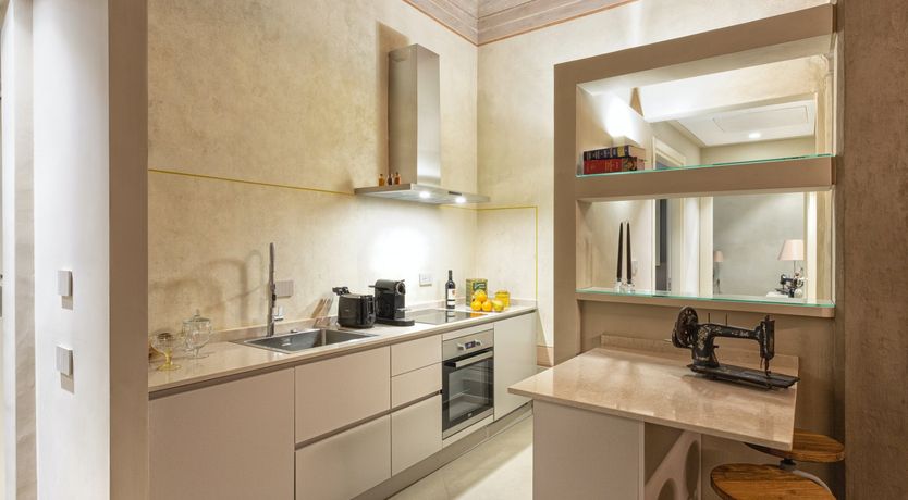 Photo of Orange Stone