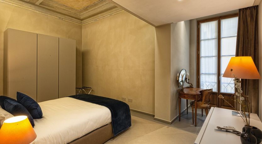 Photo of Orange Stone