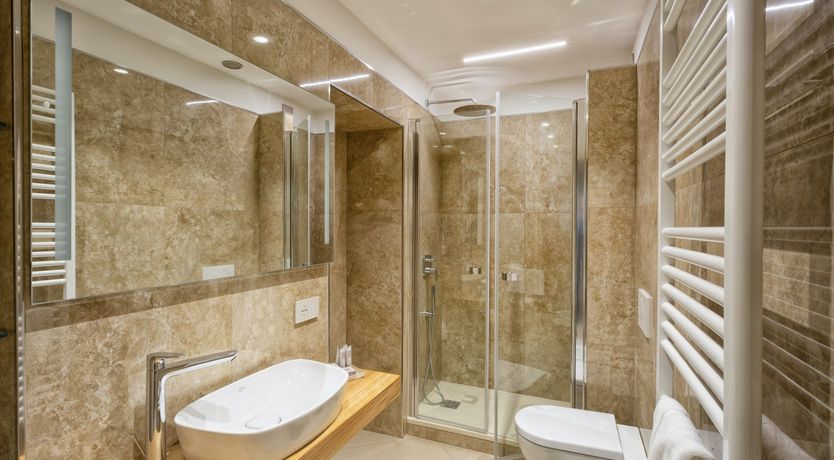 Photo of Orange Stone