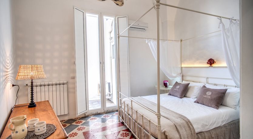 Photo of You're Not Dreaming, Signore