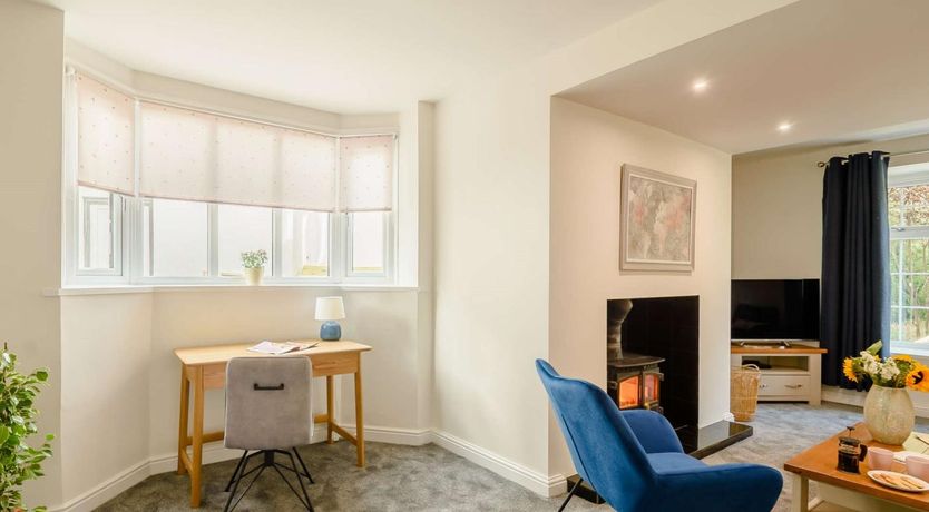 Photo of 3 Bed in Rochdale