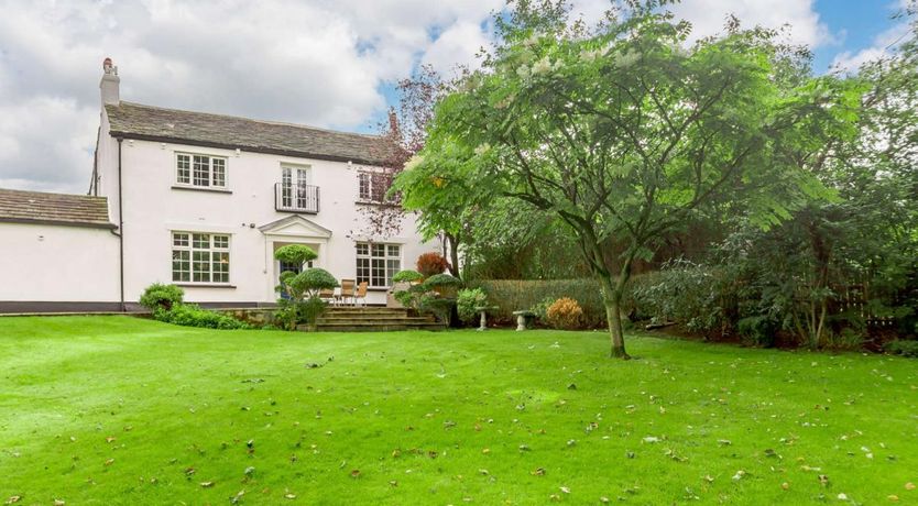 Photo of 3 Bed in Milnrow