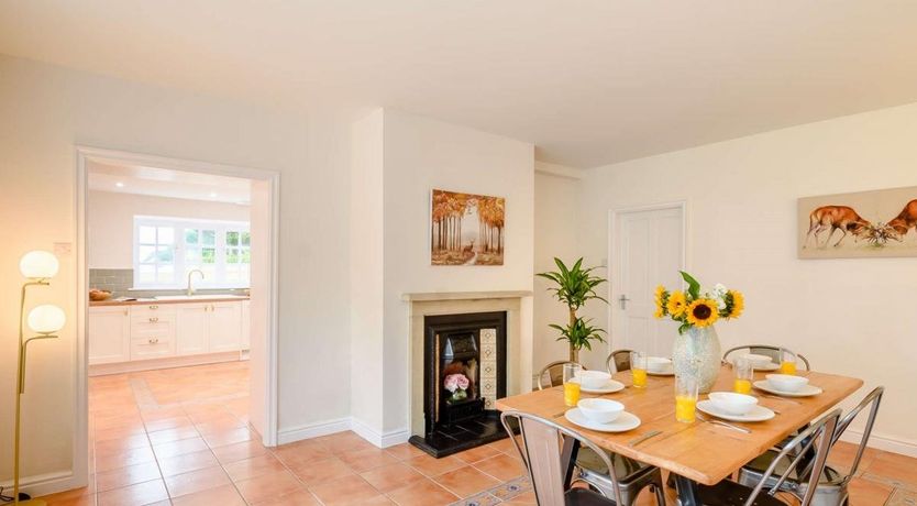 Photo of 3 Bed in Milnrow