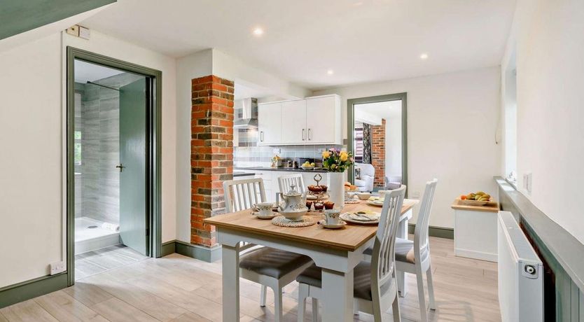 Photo of 2 Bed in Horsebridge