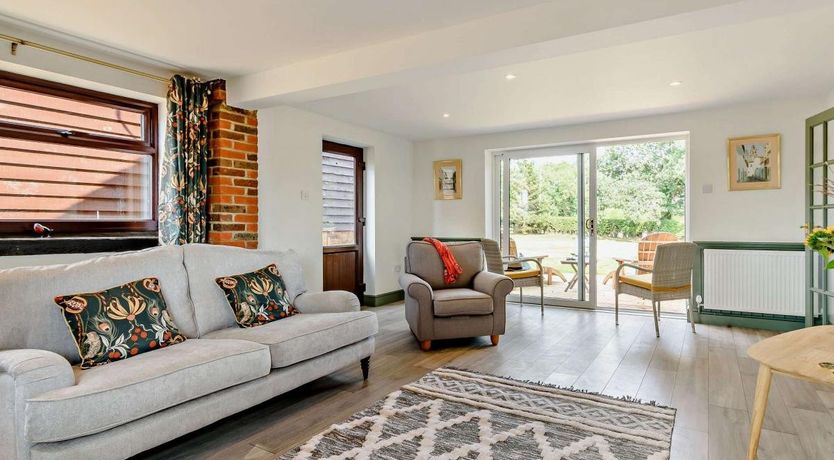 Photo of 2 Bed in Horsebridge