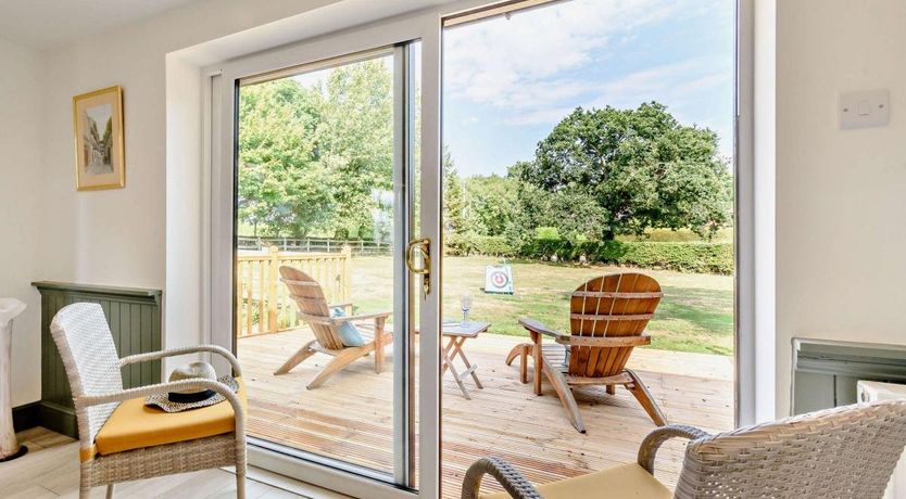 Photo of 2 Bed in Horsebridge