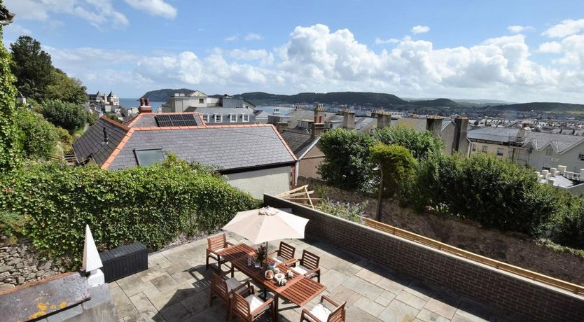 Photo of 3 Bed in Llandudno