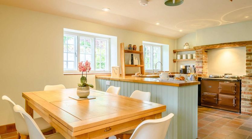 Photo of 3 Bed in Beaminster