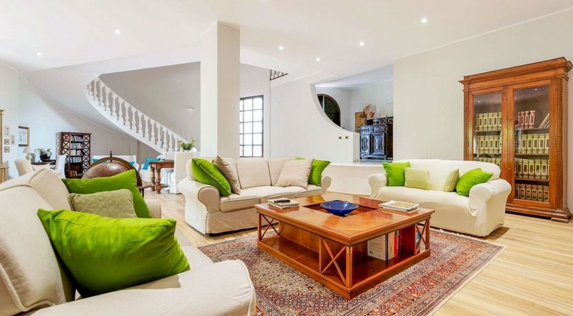 Photo of Sicilian Rose