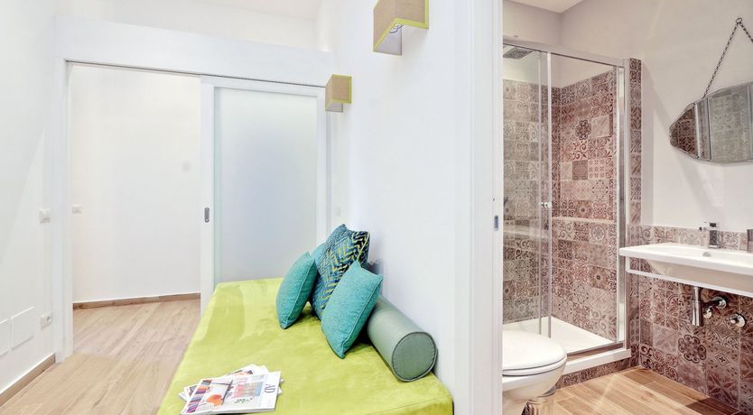 Photo of The Starling's Nest