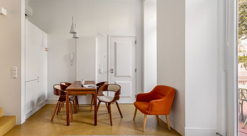 Photo of Green Suits You