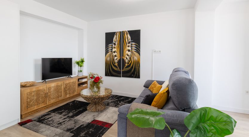 Photo of Up Above the Palms