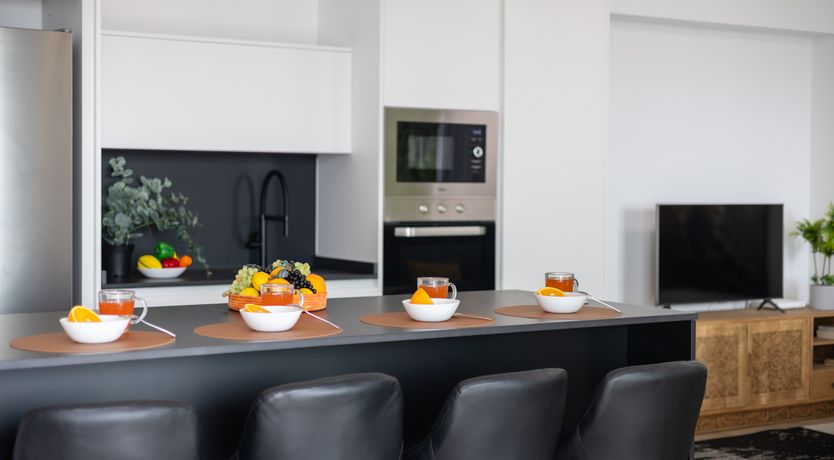 Photo of Up Above the Palms