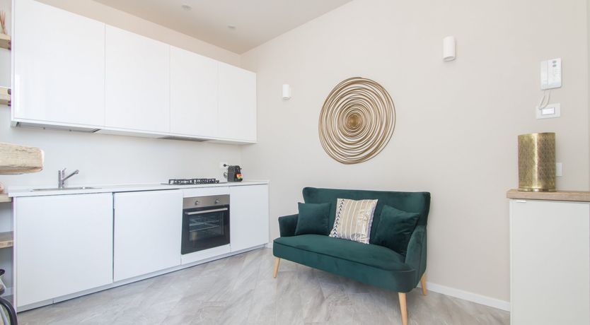 Photo of Emerald & Gold