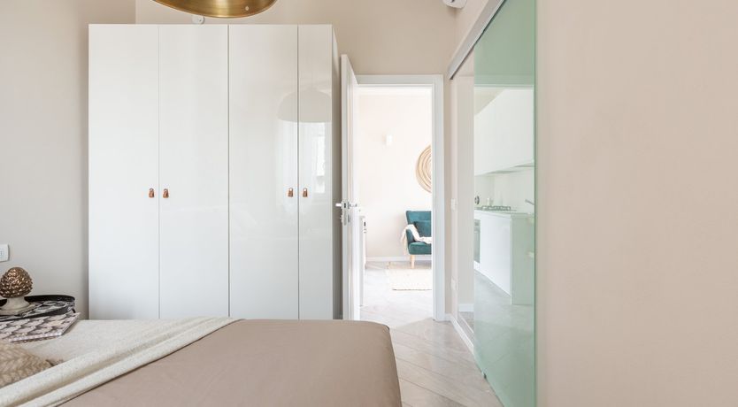 Photo of Emerald & Gold