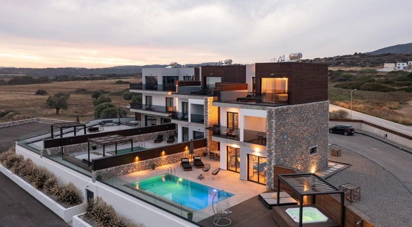 Photo of The Seven Wonders