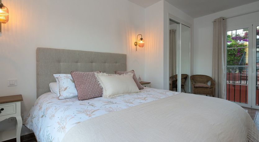 Photo of Orange Shades of Green