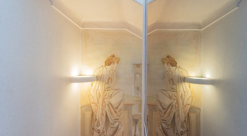 Photo of Cream Roses