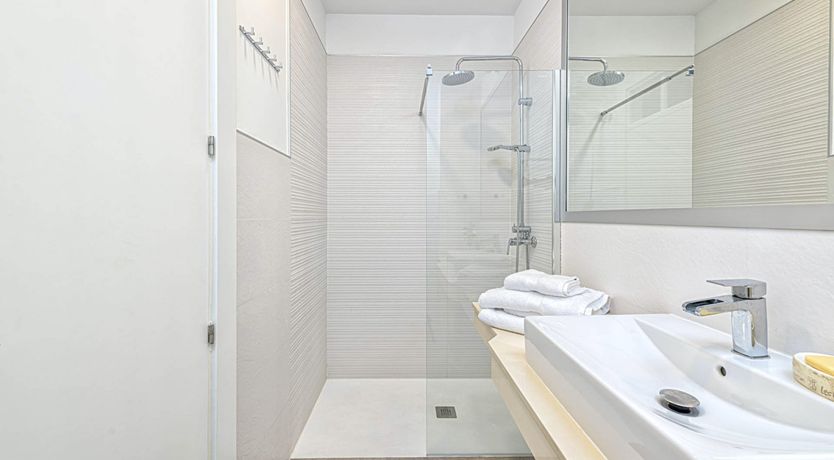 Photo of The Gilded Tree