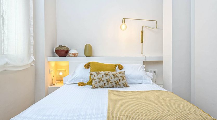 Photo of Balcony & Beam