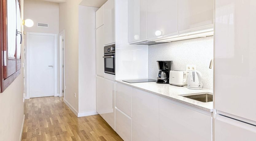 Photo of Balcony & Beam