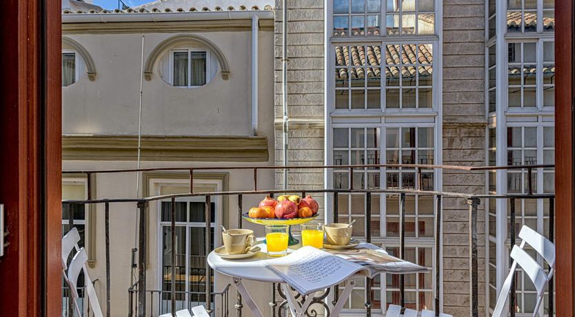 Photo of Balcony & Beam