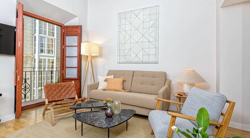 Photo of Balcony & Beam