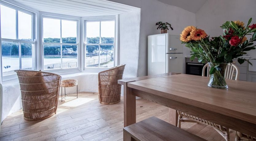 Photo of Sailor's Rest