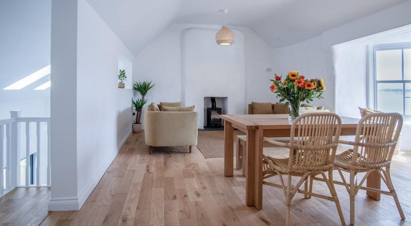 Photo of Sailor's Rest