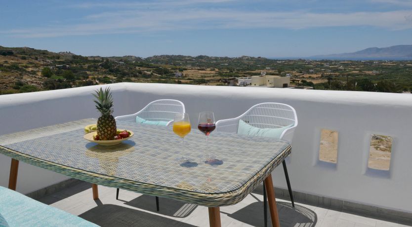 Photo of Zeus in the Architecture