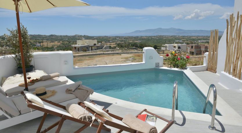 Photo of Zeus in the Architecture