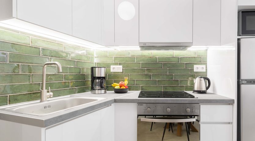 Photo of Myrtle Leaf